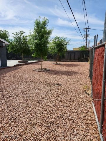 2427 McCarran Street, North Las Vegas, NV 89030
