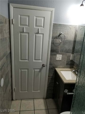 2427 McCarran Street, North Las Vegas, NV 89030