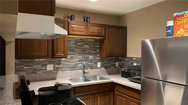 2427 McCarran Street, North Las Vegas, NV 89030