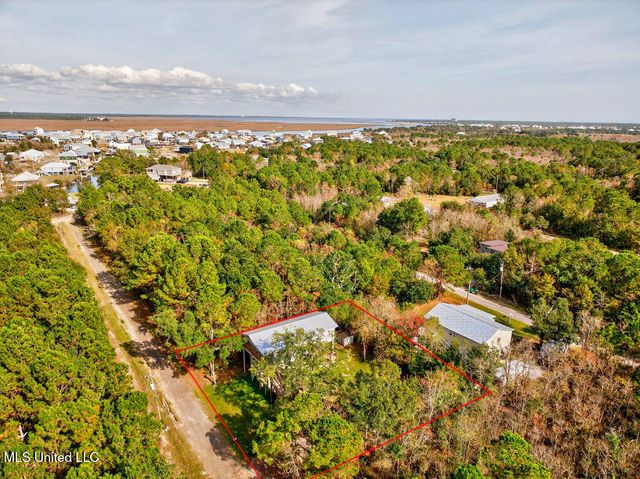 11014 Gannet Street, Bay Saint Louis, MS 39520