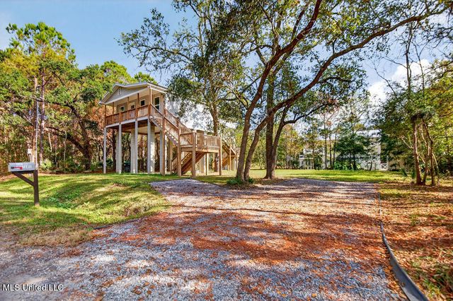 11014 Gannet Street, Bay Saint Louis, MS 39520