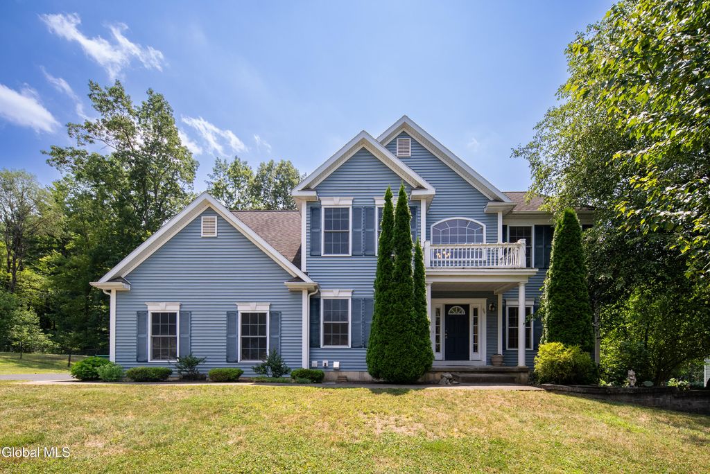 69 Mary Hadge Drive, Colonie, NY 12309