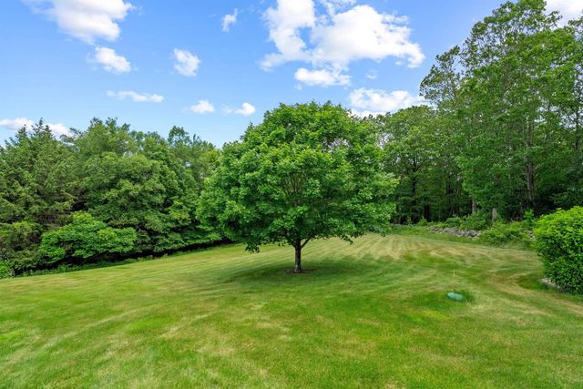 15 Old Stage Road, Langdon, NH 03602