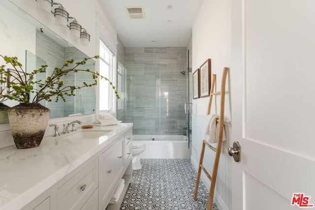 822 N Genesee Avenue, Los Angeles, CA 90046