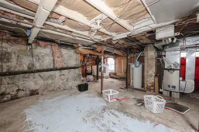 32 Norton Street, Nashua, NH 03064