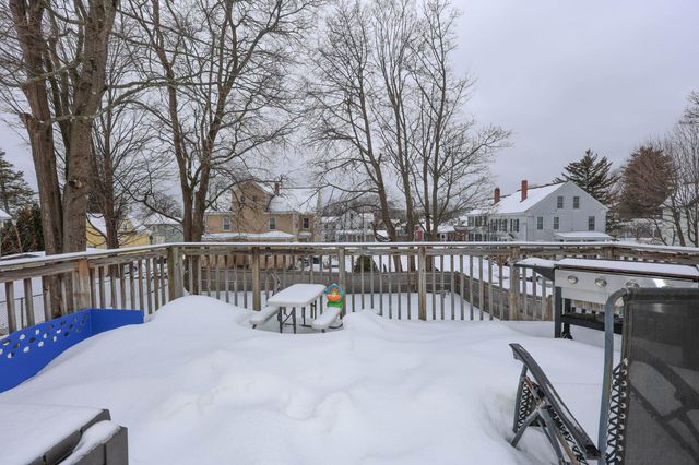 32 Norton Street, Nashua, NH 03064