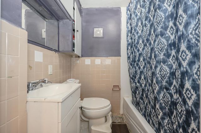 32 Norton Street, Nashua, NH 03064