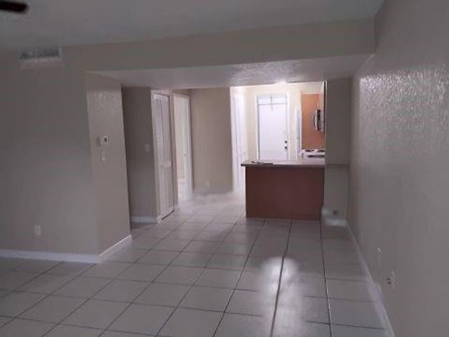 3764 NW 21st Street 101, Lauderdale Lakes, FL 33311