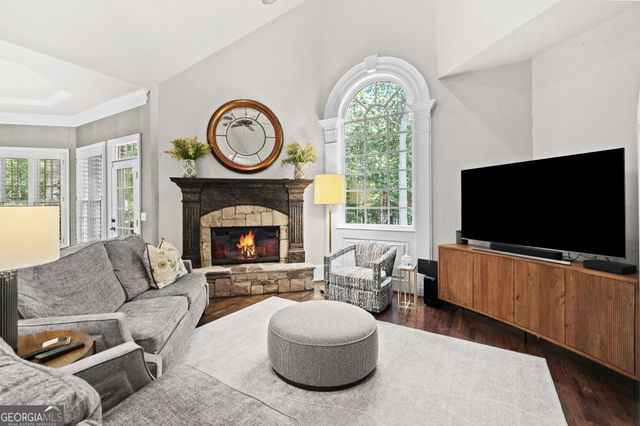 155 Ansley Way, Roswell, GA 30075