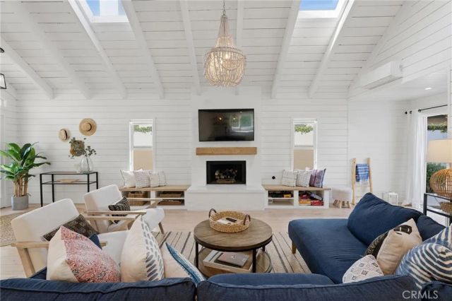 5121 Seabreeze, Oxnard, CA 93035