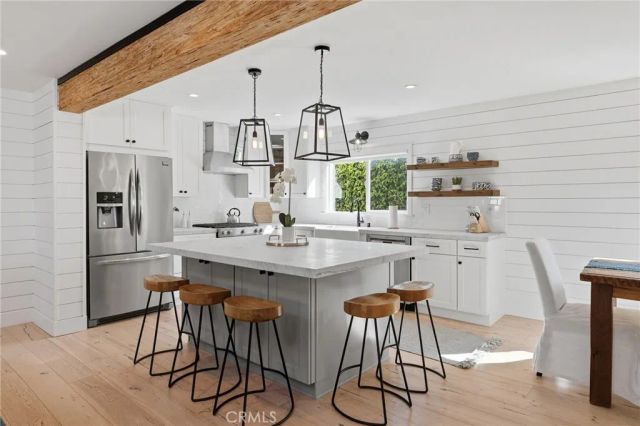 5121 Seabreeze, Oxnard, CA 93035