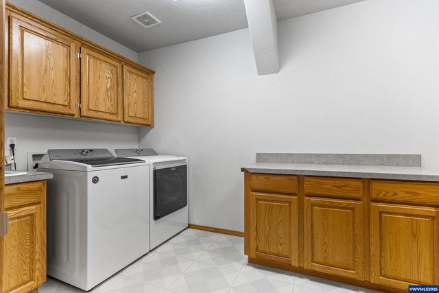 1656 Ashland Ct, Salem, OR 97304