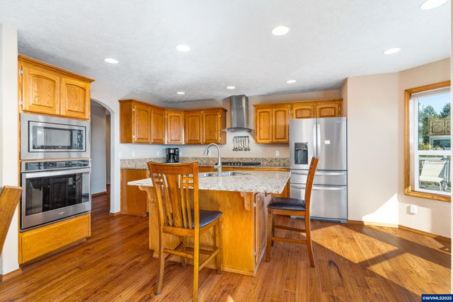 1656 Ashland Ct, Salem, OR 97304