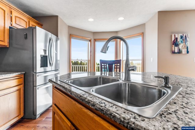 1656 Ashland Ct, Salem, OR 97304