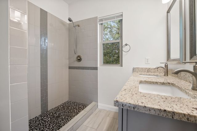 931 Ramseur Street, Durham, NC 27701
