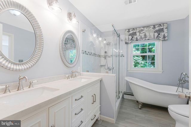 12005 WAYLAND ST, Oakton, VA 22124