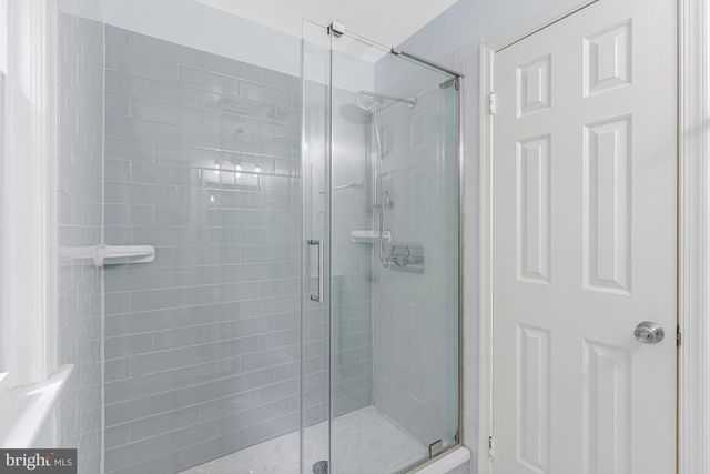 12005 WAYLAND ST, Oakton, VA 22124