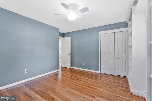 12005 WAYLAND ST, Oakton, VA 22124
