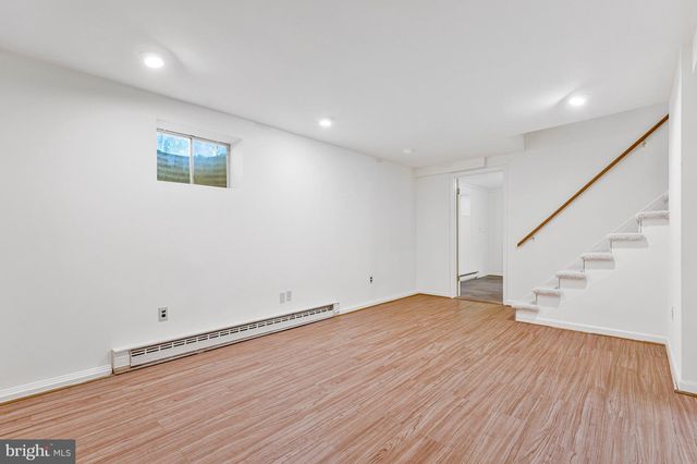 12005 WAYLAND ST, Oakton, VA 22124