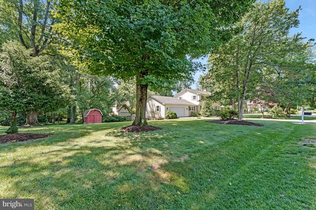 12005 WAYLAND ST, Oakton, VA 22124