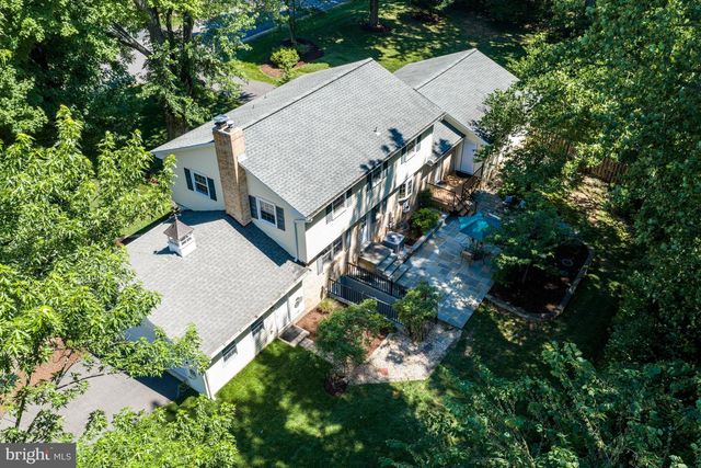 12005 WAYLAND ST, Oakton, VA 22124
