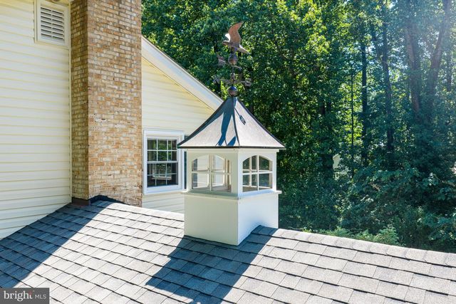 12005 WAYLAND ST, Oakton, VA 22124