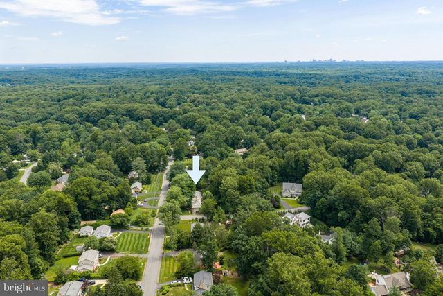 12005 WAYLAND ST, Oakton, VA 22124