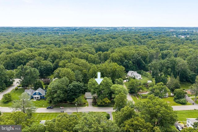 12005 WAYLAND ST, Oakton, VA 22124
