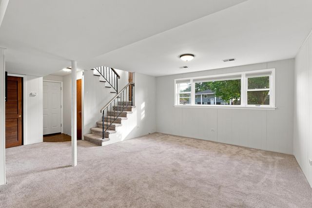 431 Osage Drive, Dyer, IN 46311