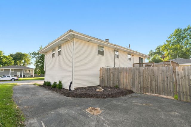 431 Osage Drive, Dyer, IN 46311
