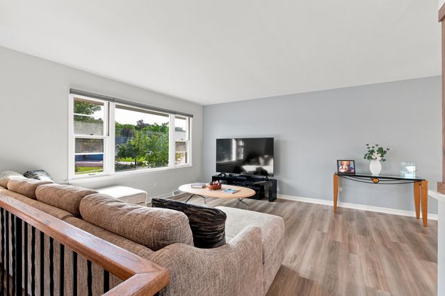 431 Osage Drive, Dyer, IN 46311