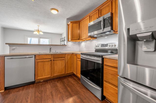 620 Kenova Trace, Lexington, KY 40511