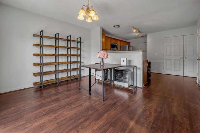 620 Kenova Trace, Lexington, KY 40511
