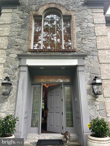 7 HAMBLETON CT, Baltimore, MD 21208