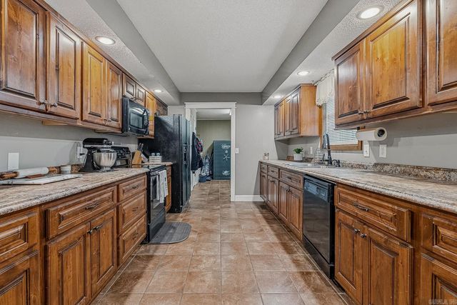 1011 Roselee, Paragould, AR 72450