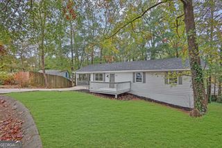 812 Raintree Way SE, Conyers, GA 30094