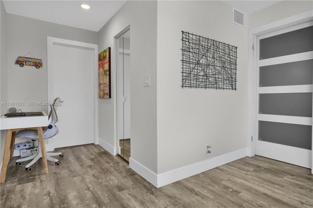 8900 Washington Blvd 320, Pembroke Pines, FL 33025