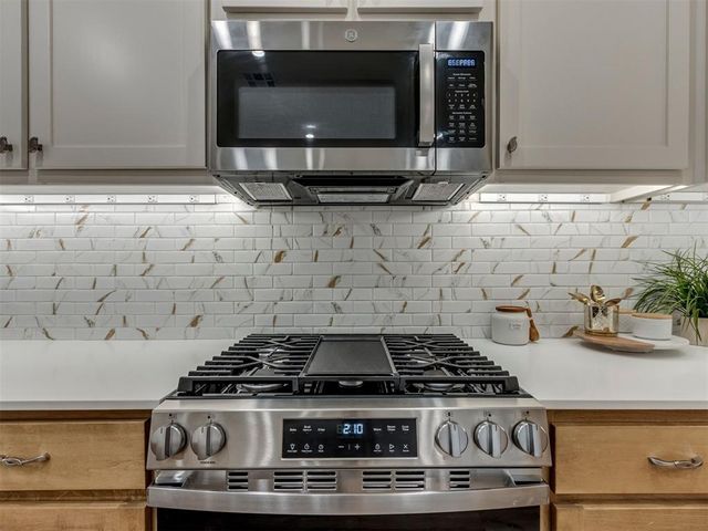 533 Wimbledon Road, Edmond, OK 73003