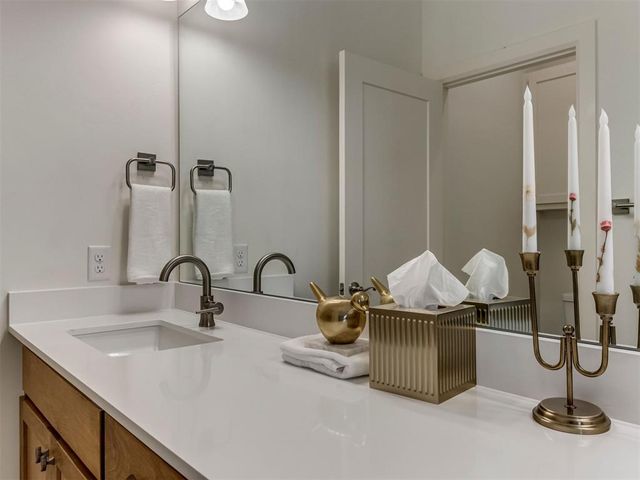 533 Wimbledon Road, Edmond, OK 73003