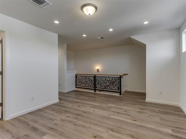 533 Wimbledon Road, Edmond, OK 73003