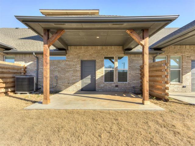 533 Wimbledon Road, Edmond, OK 73003