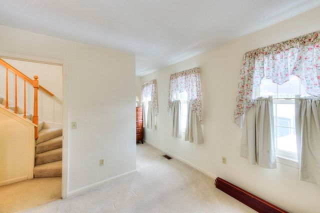 65 Brookdale Cir 65, Shrewsbury, MA 01545