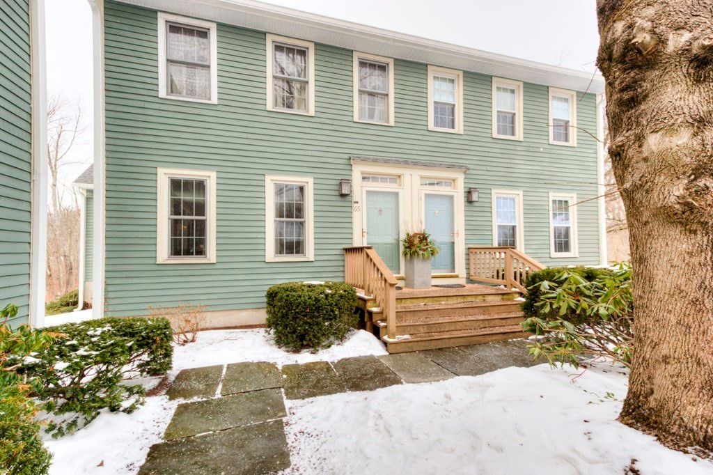 65 Brookdale Cir 65, Shrewsbury, MA 01545