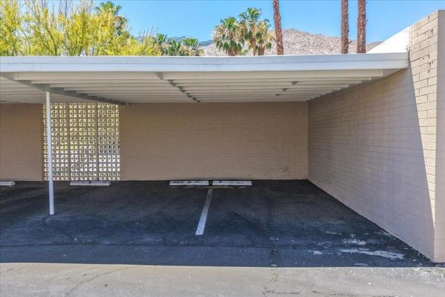 2250 S Calle Palo Fierro 6, Palm Springs, CA 92264