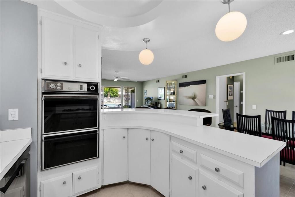 Image 11 of property listing at 2250 S Calle Palo Fierro 6, Palm Springs, CA 92264