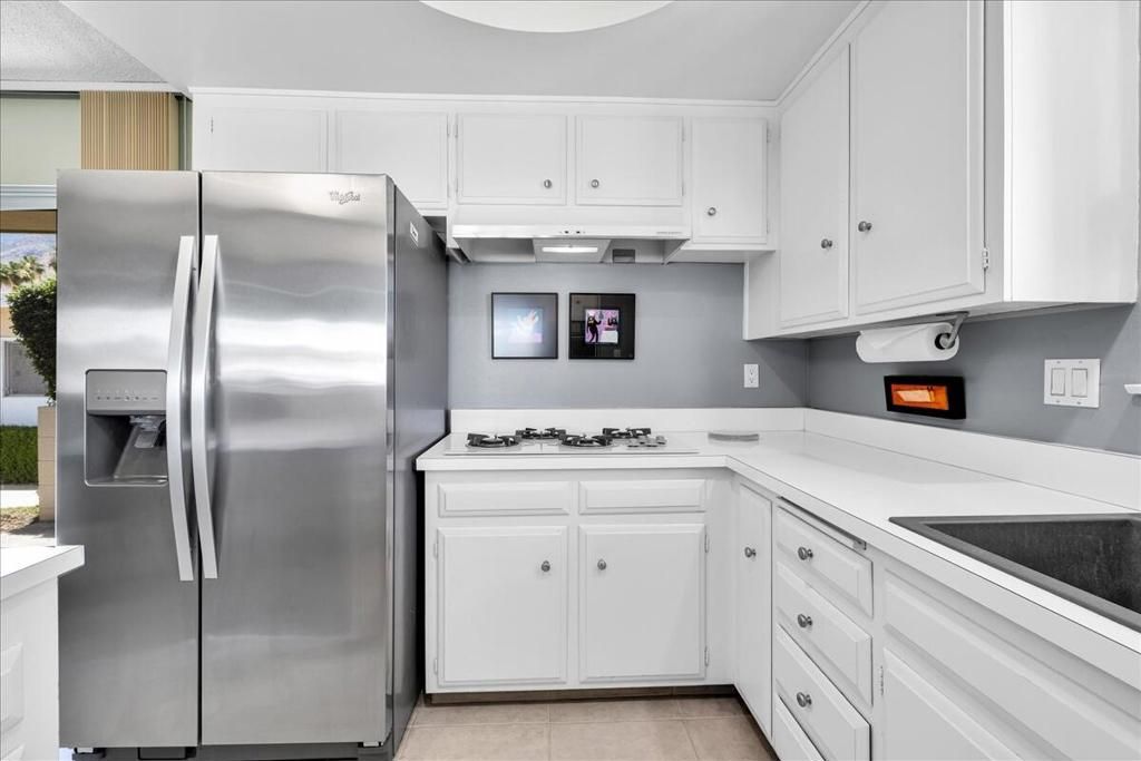 Image 12 of property listing at 2250 S Calle Palo Fierro 6, Palm Springs, CA 92264