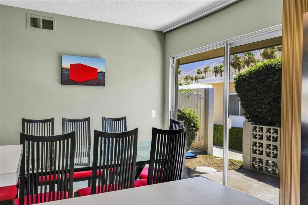 Image 15 of property listing at 2250 S Calle Palo Fierro 6, Palm Springs, CA 92264