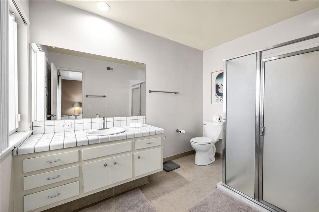 Image 23 of property listing at 2250 S Calle Palo Fierro 6, Palm Springs, CA 92264