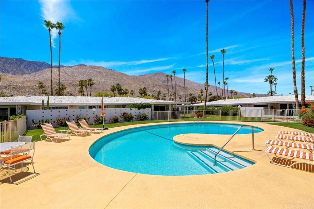 Image 36 of property listing at 2250 S Calle Palo Fierro 6, Palm Springs, CA 92264