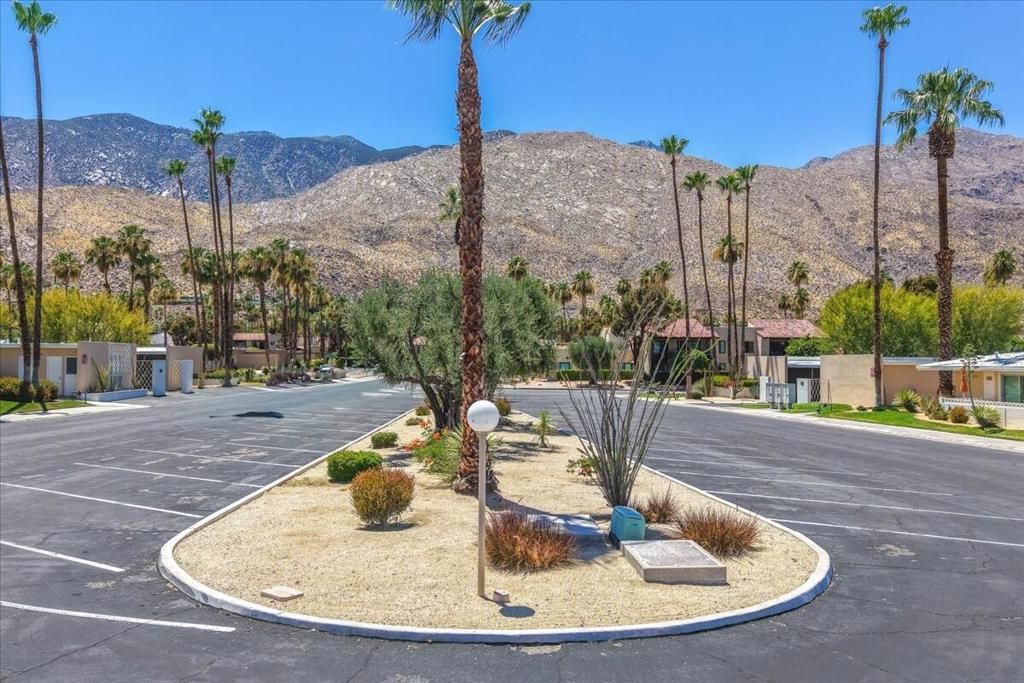 Image 42 of property listing at 2250 S Calle Palo Fierro 6, Palm Springs, CA 92264